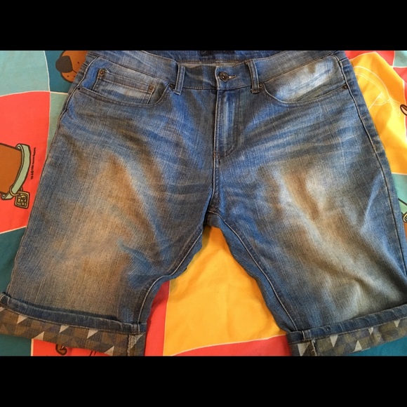 Rue21 shorts - Picture 4 of 6